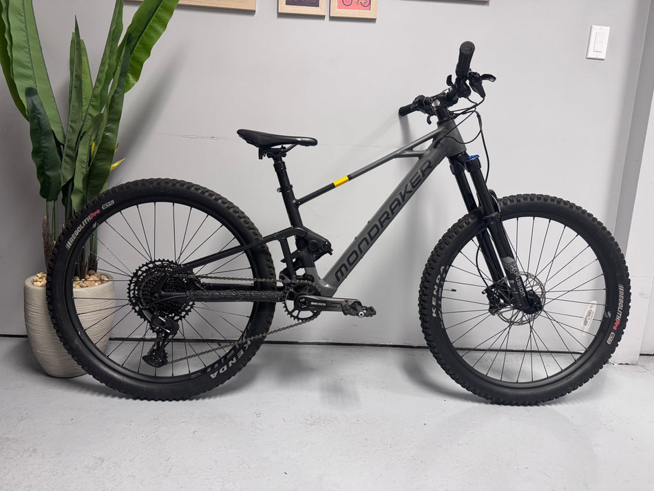 Used - Mondraker F-Play 26 (S/N: ES0124300271)